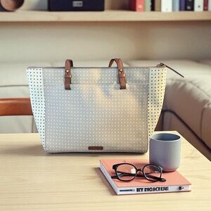 Fossil Rachel Gray and White Faux Leather Heart Print Tote Shoulder Bag
